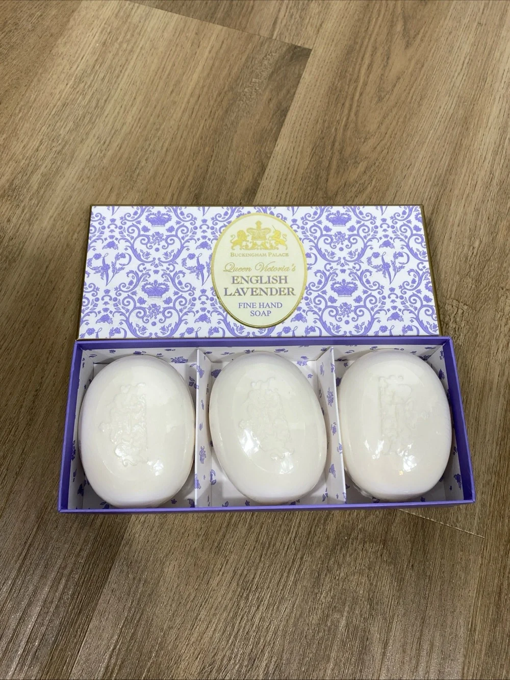 Queen Victoria's English Lavender Fine Hand Soap - White (3-Pack)